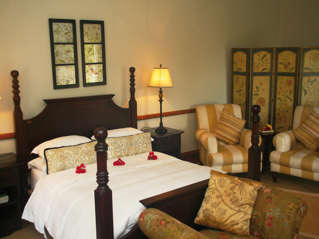 Leeuwenbosch Country House - Amakhala Game Reserve Zimmer foto