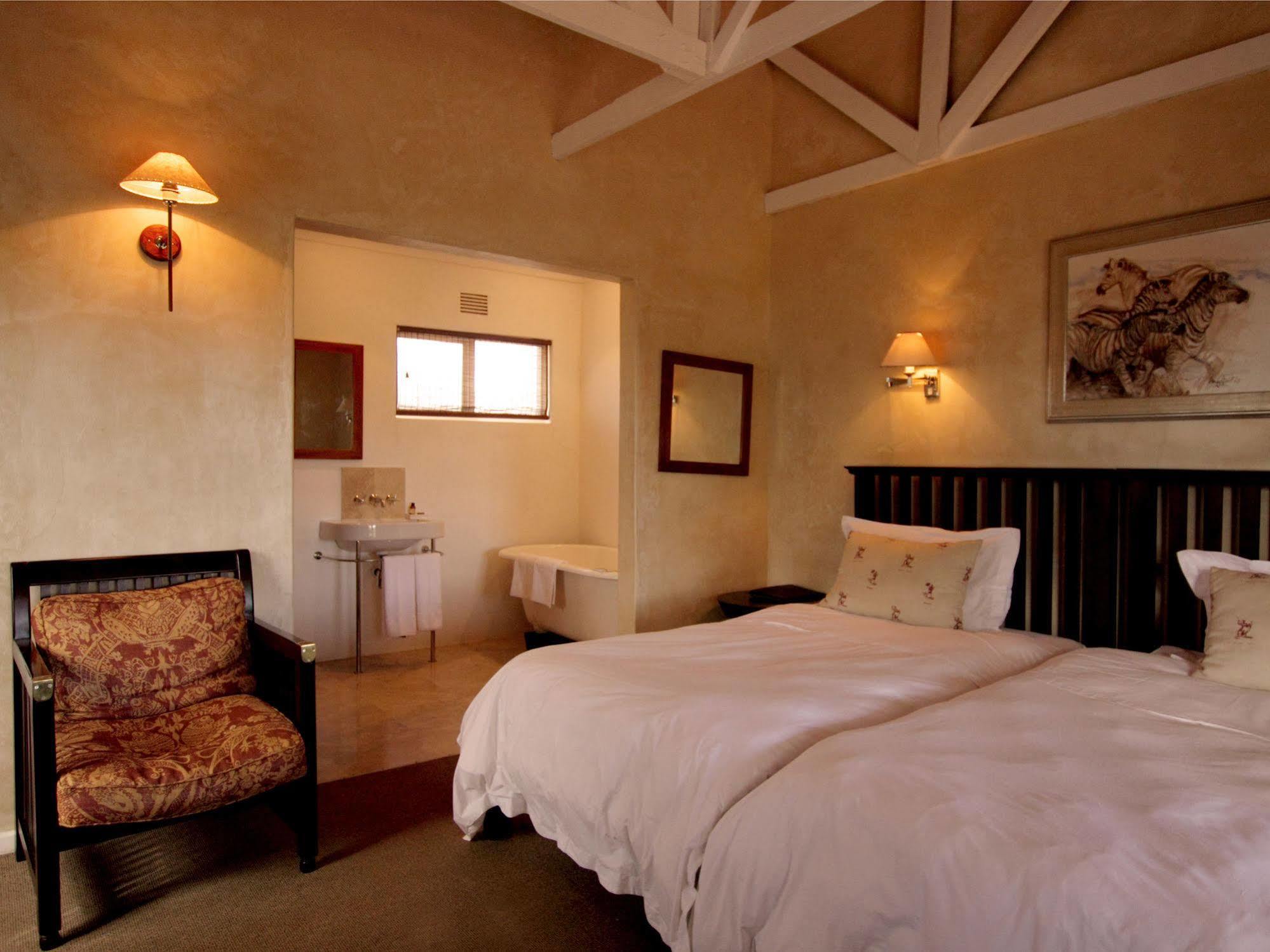 Leeuwenbosch Country House - Amakhala Game Reserve Exterior foto